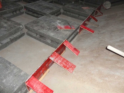 Furnace bottom material construction